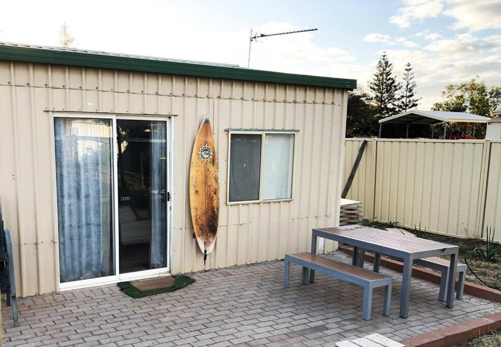 The Central Shed - 10B Geraldton Eksteriør bilde